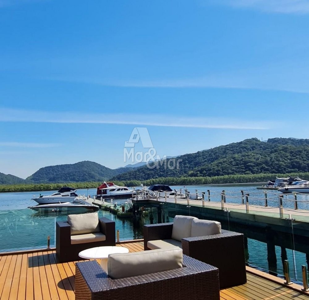 Casa em condomnio  venda  no Balneario Praia do Perequ - Guaruj, SP. Imveis