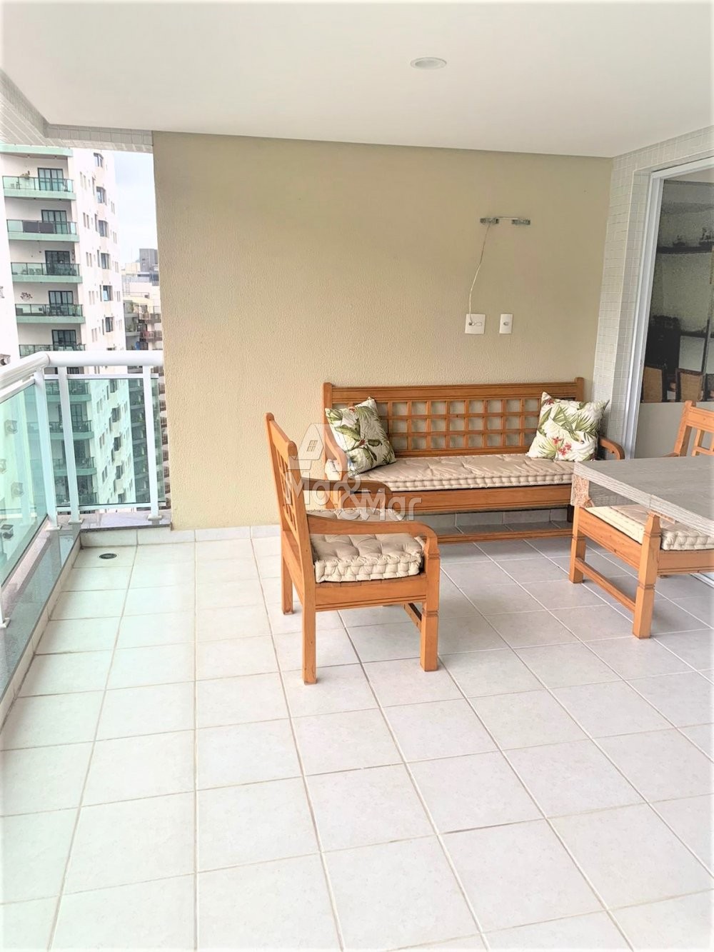 Apartamento  venda  no Pitangueiras - Guaruj, SP. Imveis