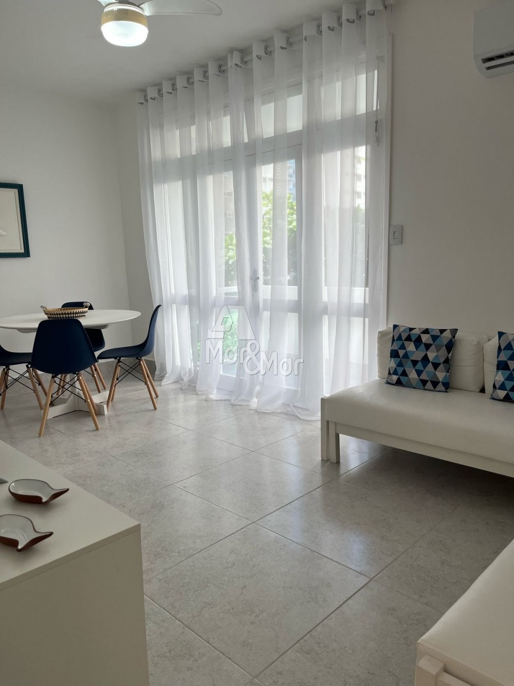 Apartamento  venda  no Pitangueiras - Guaruj, SP. Imveis